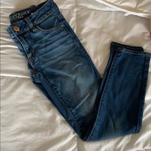 Dark wash American Eagle jeggings jeans